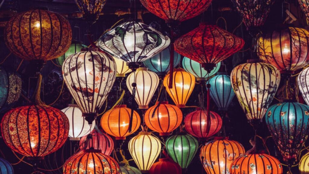 Exploring Hitaar: The Cultural Significance Behind the Art